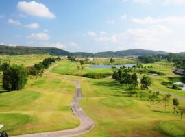 6.SILKY OAK COUNTRY CLUB